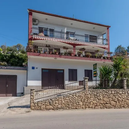 Casa de hóspedes Mimi 3*