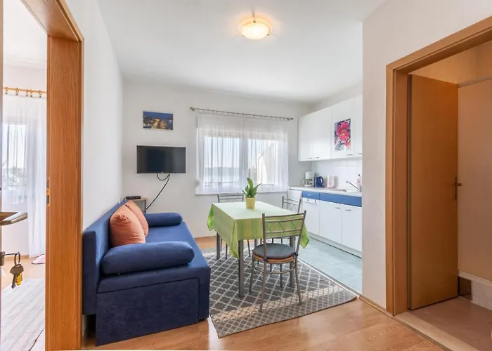 בית הארחה Mimi טרוגיר